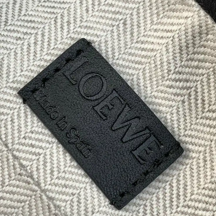 Fashionrepsfam ru 2209SW0004 Loewe Bag 0823